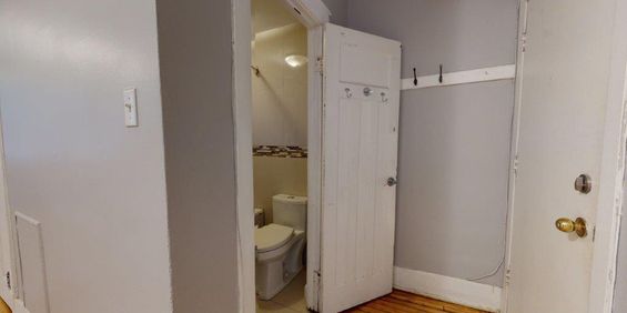 4 1/2 Park Avenue Apartment - Photo 3