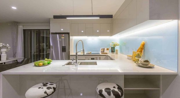Mt Wellington Modern Home - Long term rental home - Photo 1