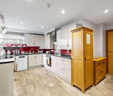 Christ The King, University Chaplaincy, Armada Way, PL1 - Photo 6