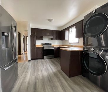 For Lease - 93 Maplegrove Avenue Unit# MAIN LEVEL, Bradford West Gw... - Photo 1