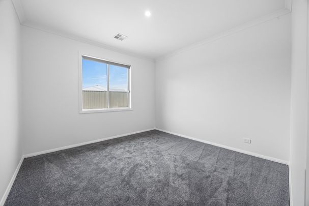 Spacious High End Family Home - Photo 1