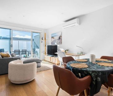 FULLY FURNISHED | UTILITIES INCLUDED | 6 MONTH LEASE - Photo 5