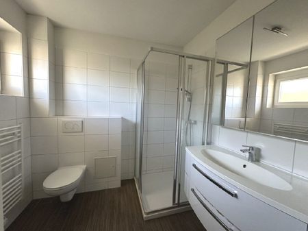 Sonnenverwöhntes Wohnvergnügen: Charmante Wohnung mit Balkon im Herzen von Mühldorf! - Photo 4