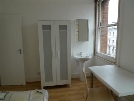 4 Bed Flat, Earls Court, SW5 - Photo 5