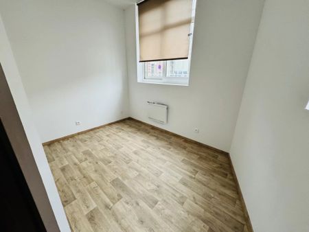 Location Appartement 2 pièces 29 m2 à Saint-Quentin - Photo 2