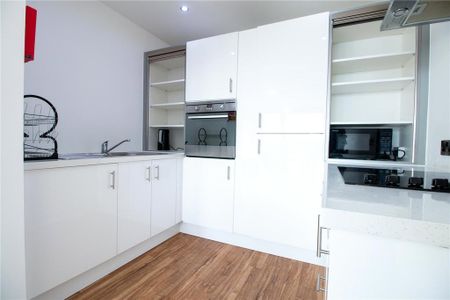 2 bedroom flat to rent - Photo 5