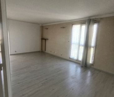 Location Appartement 4 pièces 84m² LES ULIS 91940 - Photo 3