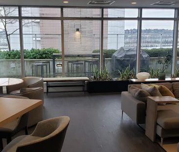 $2,200 / 1br – 563ft2 – A Breathtaking 1 bed, 1 bath with UNOBSTRUC... - Photo 1