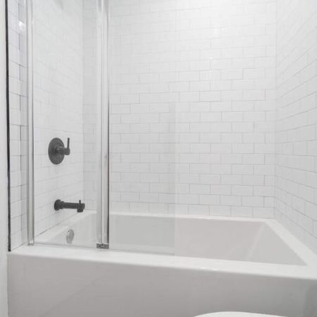 1 CH - 1 SDB - Montréal - $1,545 /mo - Photo 4