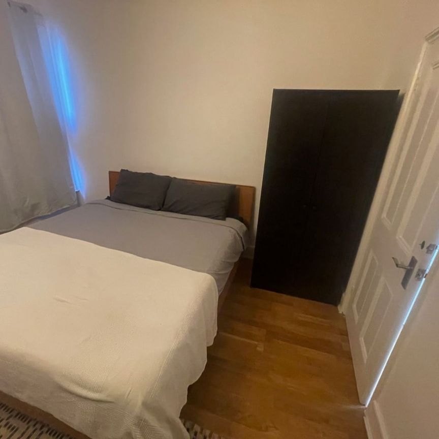 Room in a Shared House, Stephendale Road, SW6 - Photo 1