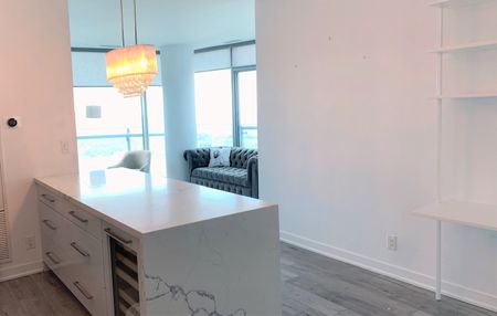 For Lease - 12 York Street Unit# 5204, Toronto, Ontario - Photo 4