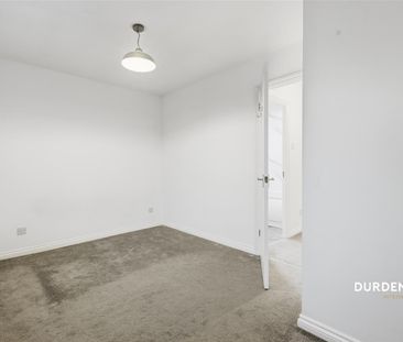 Chinook, Colchester - Photo 4