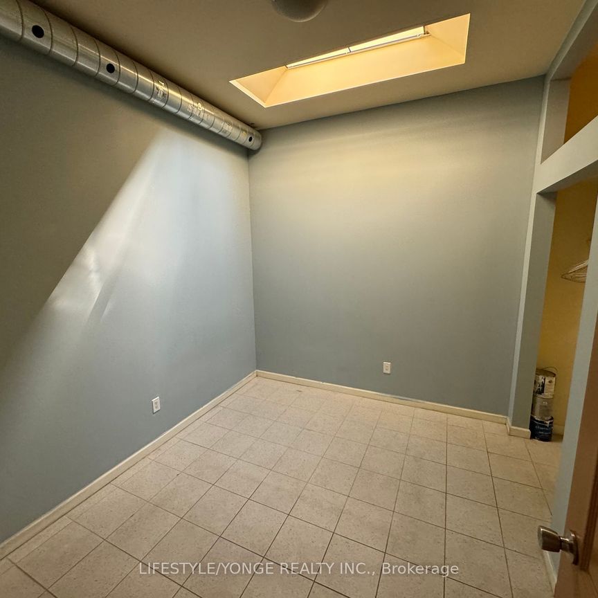 For Lease - 609 Queen Street Unit# 201, Toronto, Ontario - Photo 1