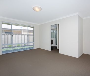 Great Family Home! - Photo 1
