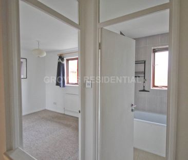 Price £1,500 pcm - Available Now - Unfurnished - Photo 6