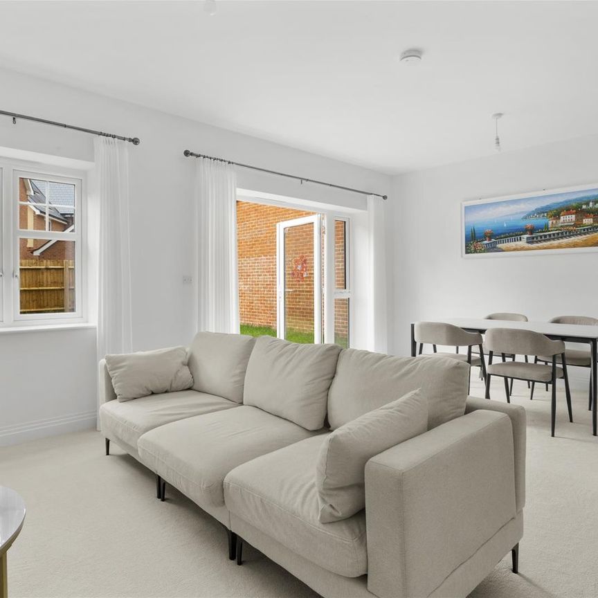 Orchid Drive, High Wycombe - Photo 1
