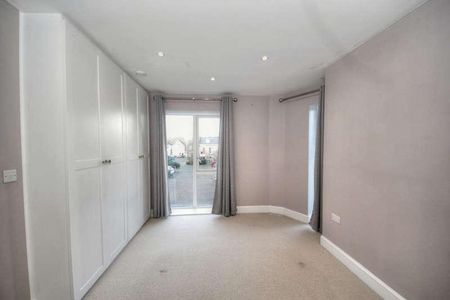 Sambroke Square, Barnet, EN4 - Photo 2