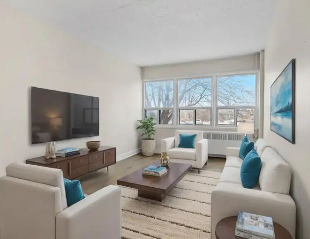 Normandy | 154 The Parkway, Kingston - Photo 1