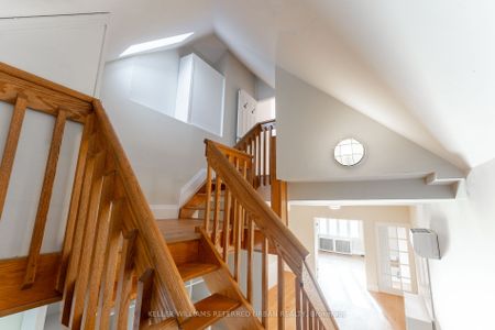 Detached Home For Lease | C8115954 - Photo 3