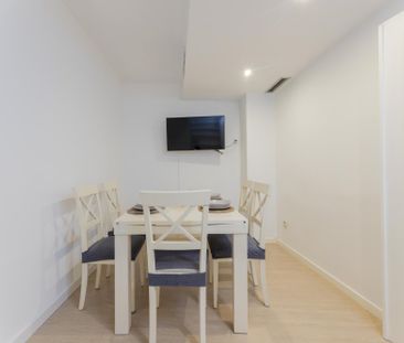 Bright room in Valencia - Photo 5