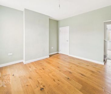 3 bedroom terraced house to rent - Photo 3