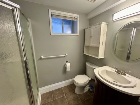 For Lease - 140 Monique Crescent Unit# Lower, Barrie, Ontario - Photo 5