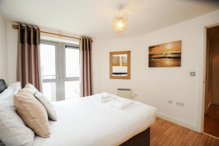 2 bedroom serviced apartment to rent - Photo 4