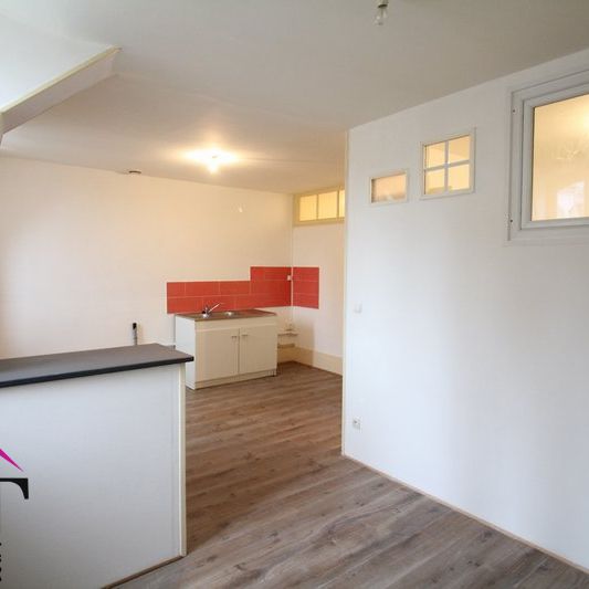 Location Appartement 3 pièces 49m² AUXONNE 21130 - Photo 1