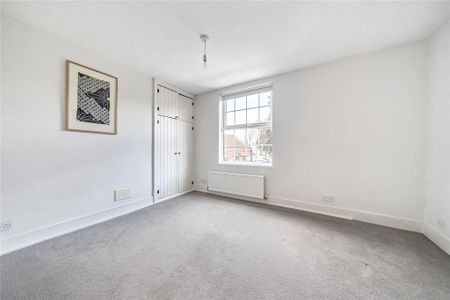 2 bedroom end of terrace house to rent - Photo 4