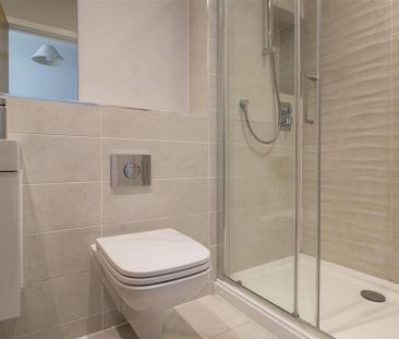 2 bedroom flat to rent - Photo 6