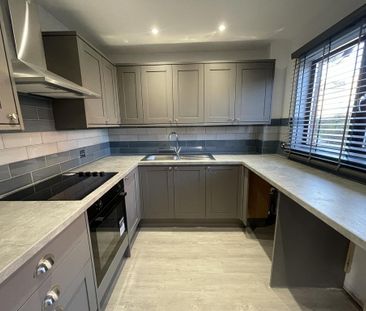 2 bedroom ground floor maisonette to rent - Photo 6