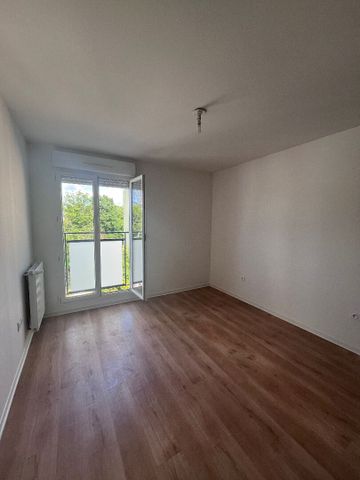 Location Appartement 3 pièces 64m² BESANCON 25000 - Photo 2