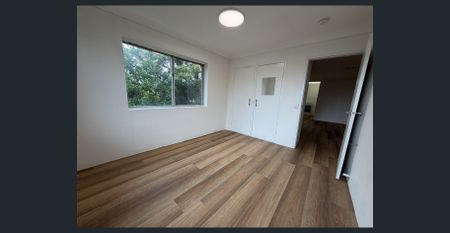 Newly refurbished Unit in Convenient Location - Photo 3