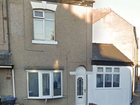 🌟 Prime Location on Humber Street, Cleethorpes 🌟 Room 1 - En-suite - Photo 1