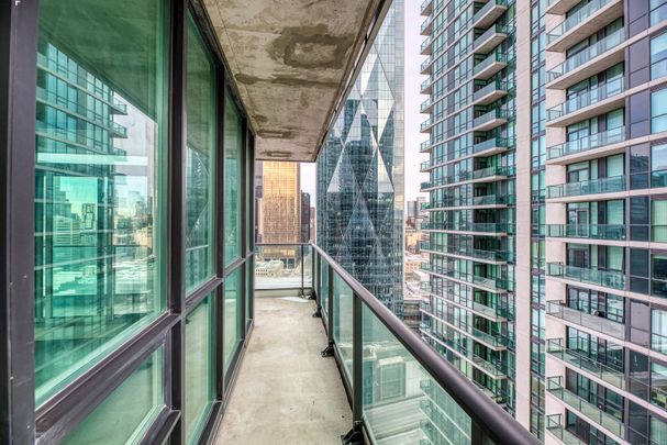 For Lease - 33 Bay Street Unit# 2704, Toronto, Ontario - Photo 1