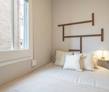 Carrer d'Aragó, Barcelona, Catalonia 08013 - Photo 6