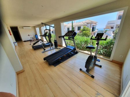 Apartment in Casares Playa, Costa del Sol - Photo 2
