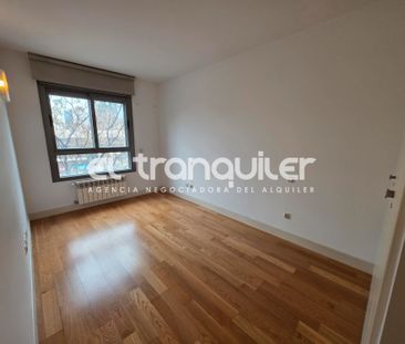 Piso de alquiler en Calle Eros, Legazpi - Photo 1