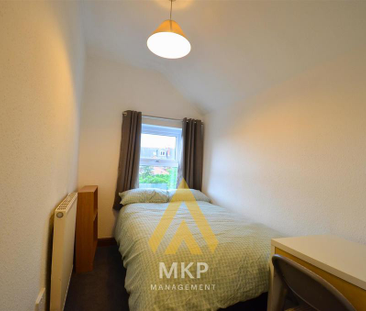 4 bedroom terraced house to rent - Photo 3