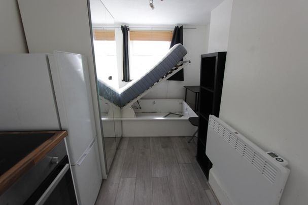 1 bedroom flat to rent - Photo 1