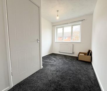 4 bedroom detached house to rent - Photo 6