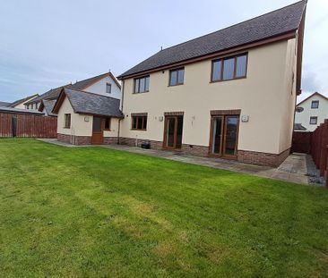 4 bedroom terraced house to rent - Photo 6