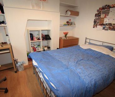 4 bedroom terraced house to rent - Photo 6