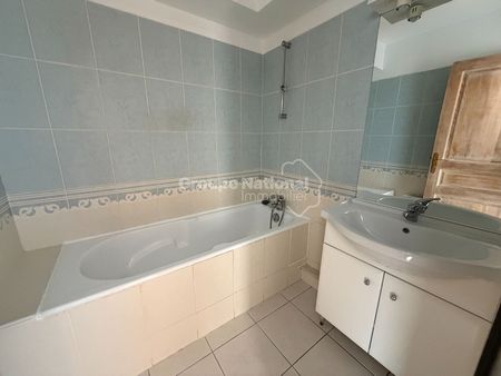 Location Appartement 2 pièces 42m² - Photo 3