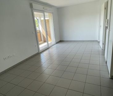 T2 AVEC LOGGIA - Photo 2