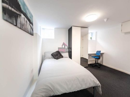 1 bedroom in a flat share to rent - Photo 1