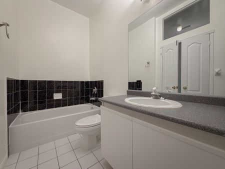 For Lease - 900 Steeles Avenue Unit# 312, Vaughan, Ontario - Photo 3