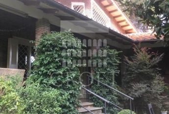 Cortina d'Ampezzo - Independent Villa with big garden. Rif. #2245.