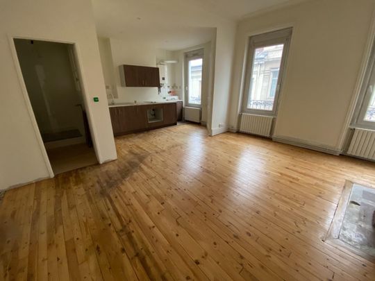 Appartement 2 pièces à louer St Étienne - 42000 / Réf: 896-1973 - Photo 1