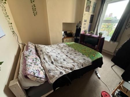 5 Bed Student Home - 2 Tudor Road, Canterbury - Photo 3